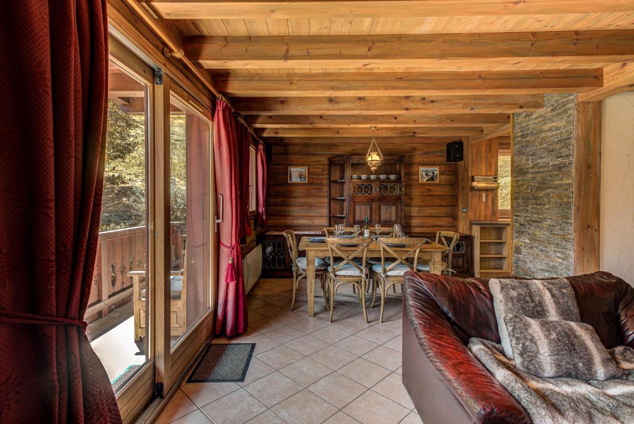 Chalet Blackbushe - Traditional Chalet - Alpes Travel - Sleeps 4-6 Les Houches Eksteriør billede
