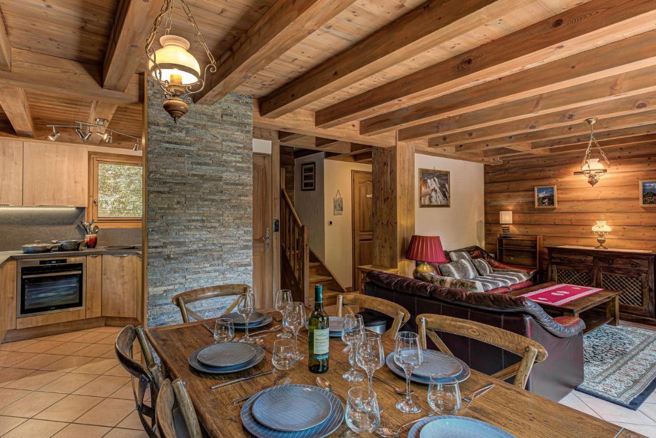 Chalet Blackbushe - Traditional Chalet - Alpes Travel - Sleeps 4-6 Les Houches Eksteriør billede