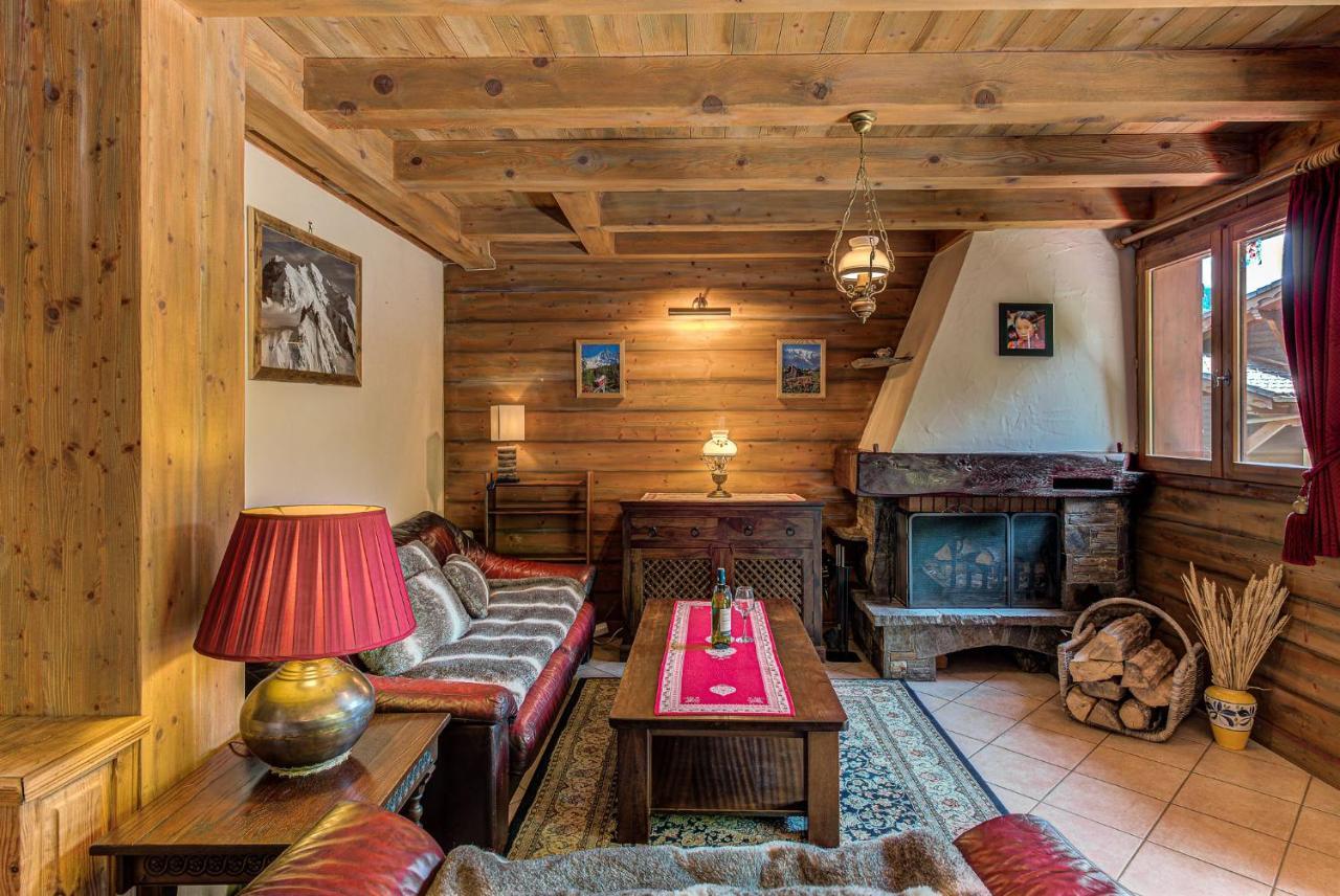 Chalet Blackbushe - Traditional Chalet - Alpes Travel - Sleeps 4-6 Les Houches Eksteriør billede