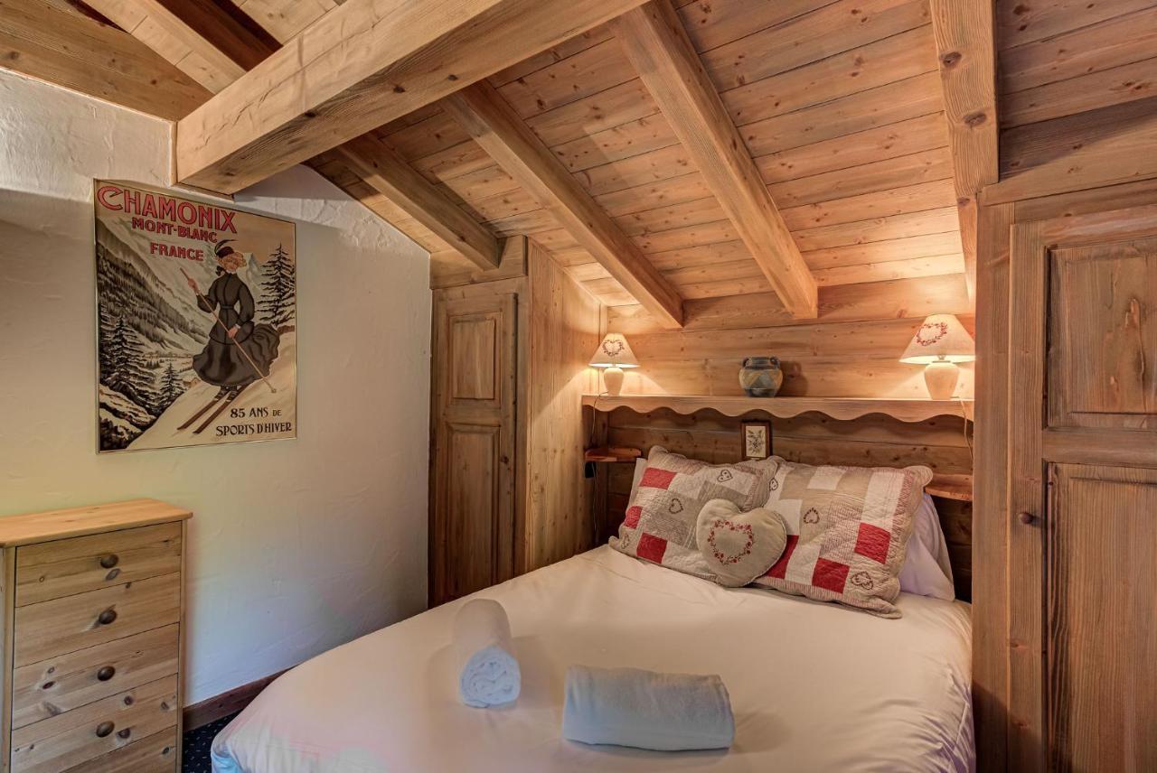 Chalet Blackbushe - Traditional Chalet - Alpes Travel - Sleeps 4-6 Les Houches Eksteriør billede