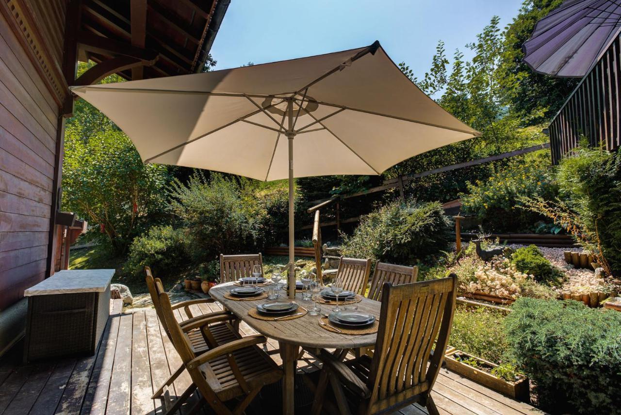 Chalet Blackbushe - Traditional Chalet - Alpes Travel - Sleeps 4-6 Les Houches Eksteriør billede