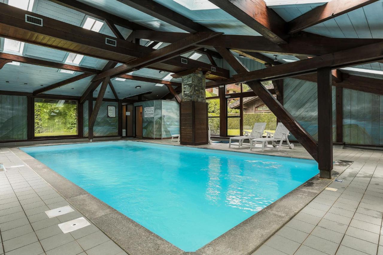Chalet Blackbushe - Traditional Chalet - Alpes Travel - Sleeps 4-6 Les Houches Eksteriør billede