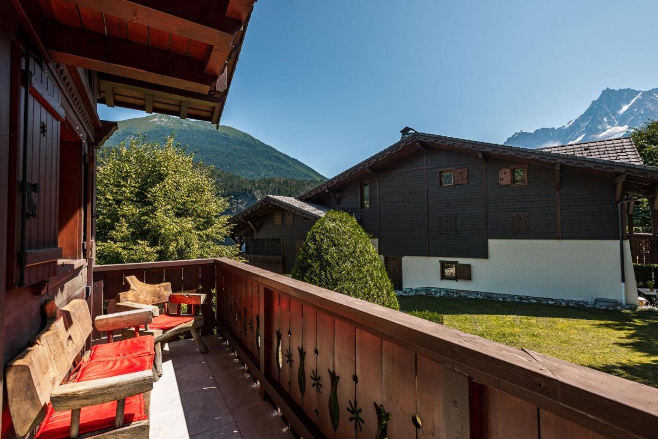 Chalet Blackbushe - Traditional Chalet - Alpes Travel - Sleeps 4-6 Les Houches Eksteriør billede