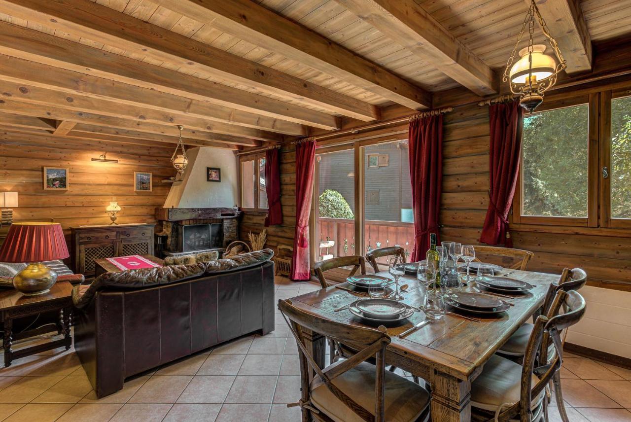 Chalet Blackbushe - Traditional Chalet - Alpes Travel - Sleeps 4-6 Les Houches Eksteriør billede