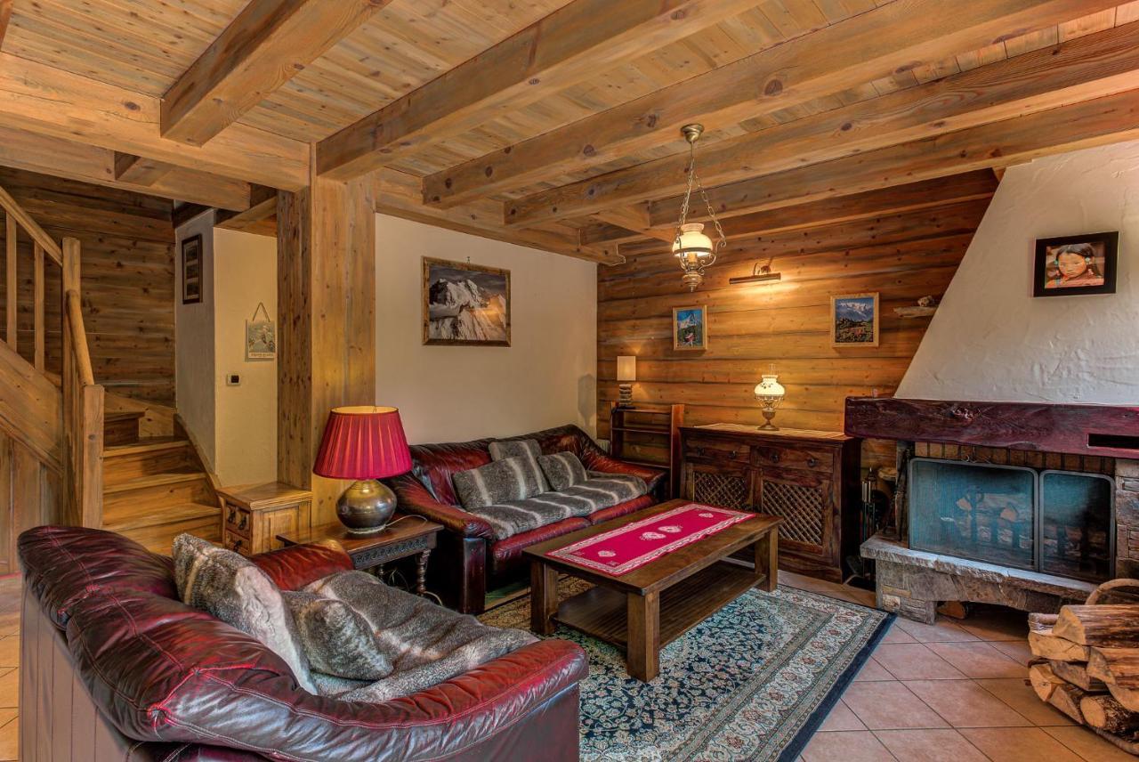 Chalet Blackbushe - Traditional Chalet - Alpes Travel - Sleeps 4-6 Les Houches Eksteriør billede